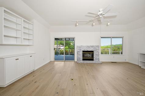 437 Crestridge Place Santa Rosa CA 95409