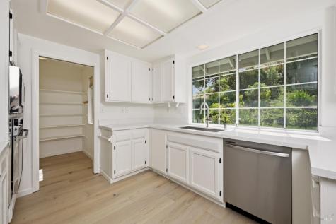437 Crestridge Place Santa Rosa CA 95409