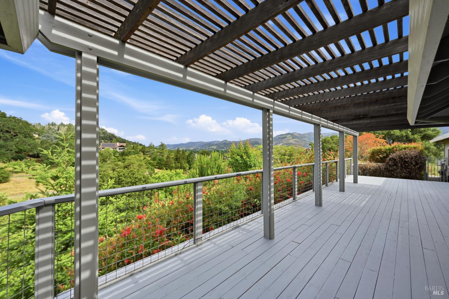 437 Crestridge Place Santa Rosa CA 95409