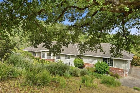 437 Crestridge Place Santa Rosa CA 95409