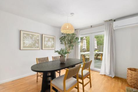 104 Lobo Vista Novato CA 94947