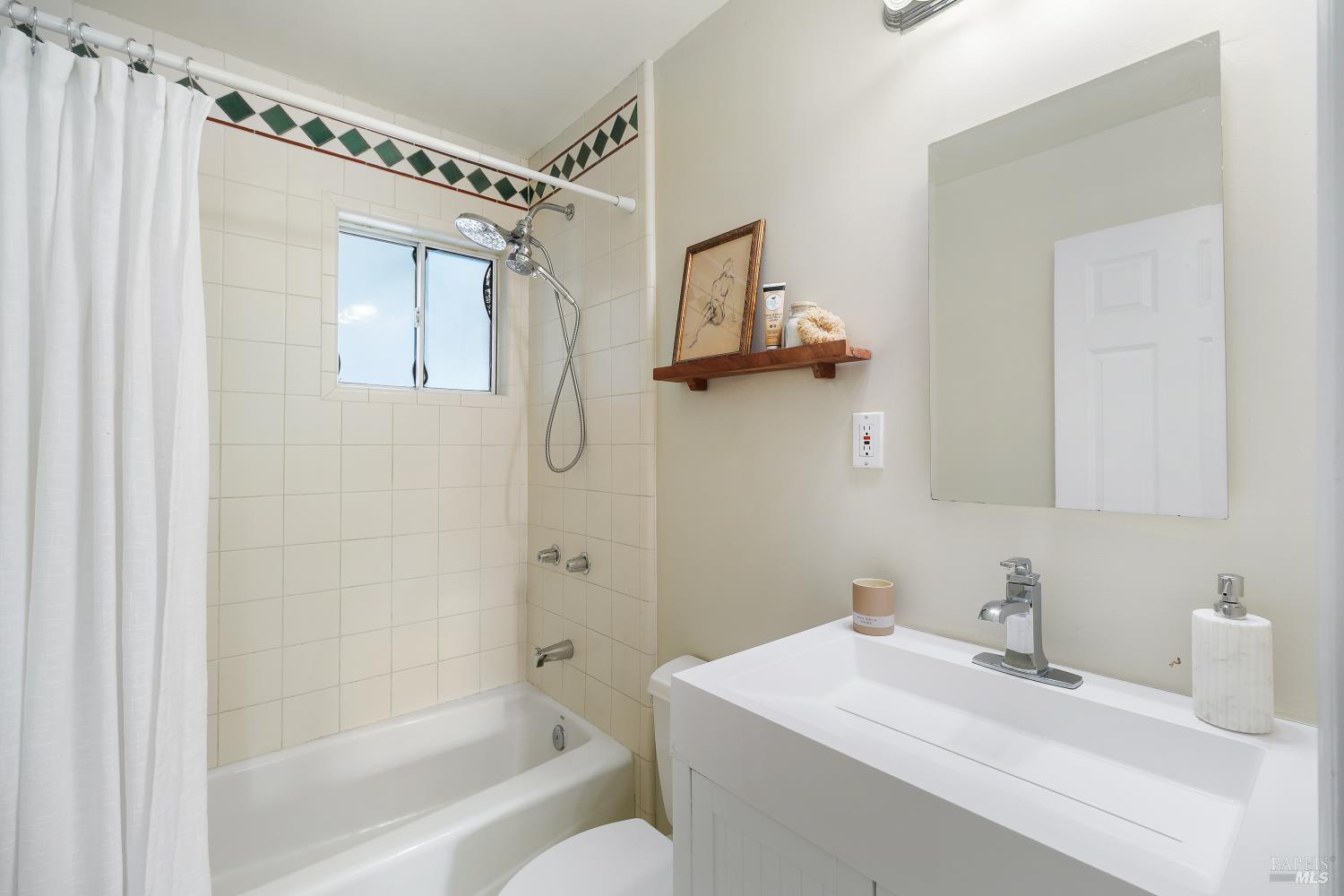 104 Lobo Vista Novato CA 94947