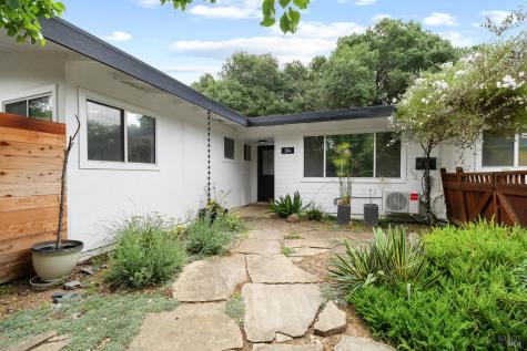 104 Lobo Vista Novato CA 94947