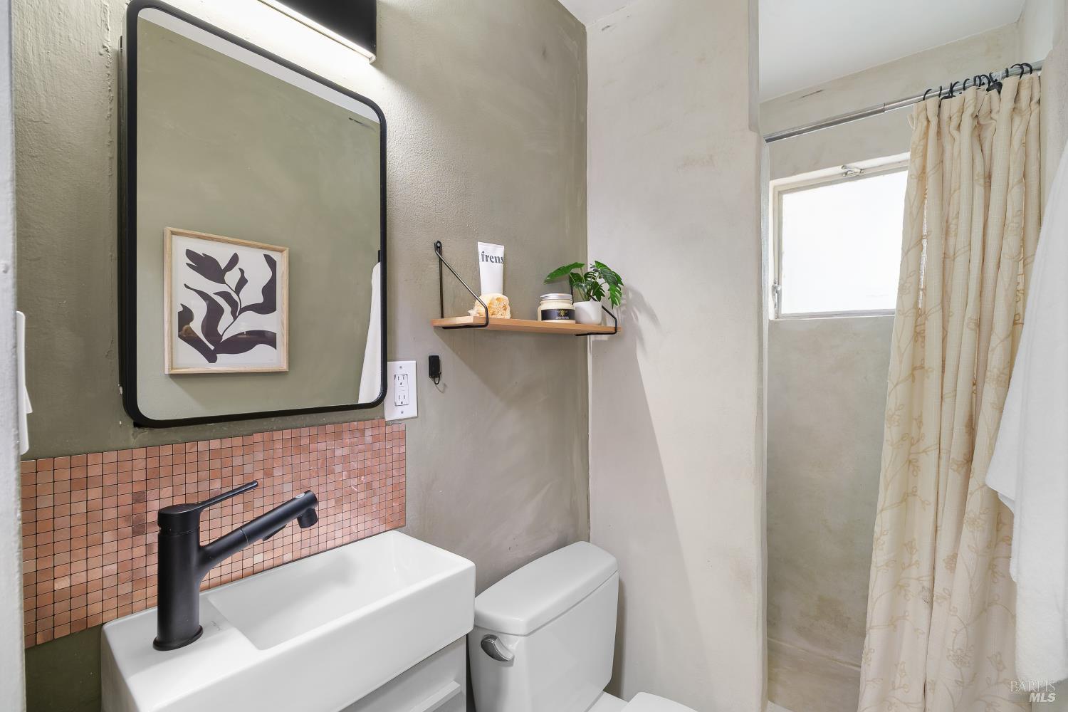 104 Lobo Vista Novato CA 94947
