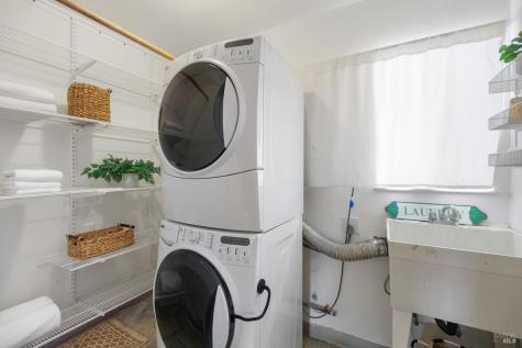 104 Lobo Vista Novato CA 94947