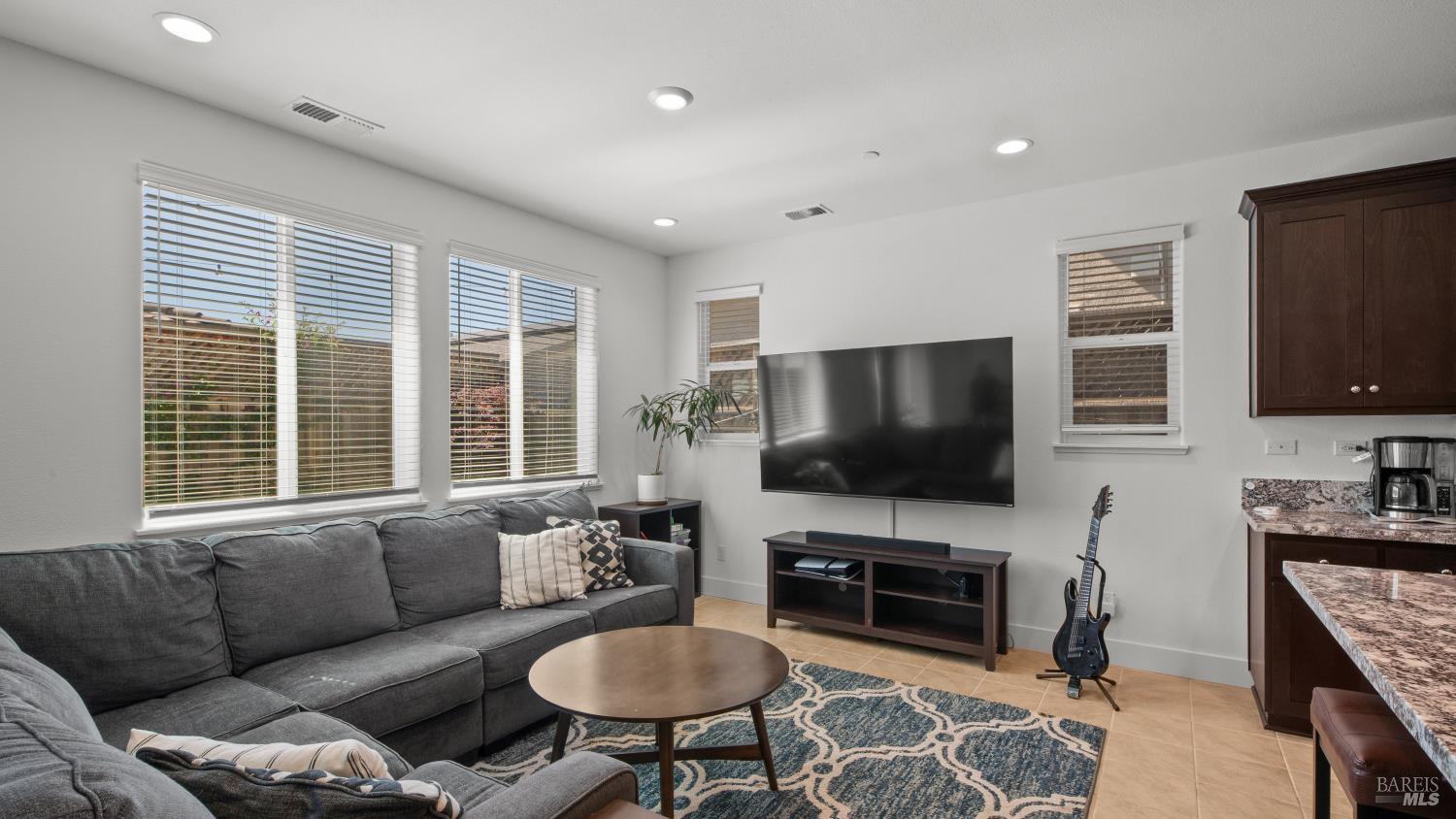 5715 Knight Road Rohnert Park CA 94928