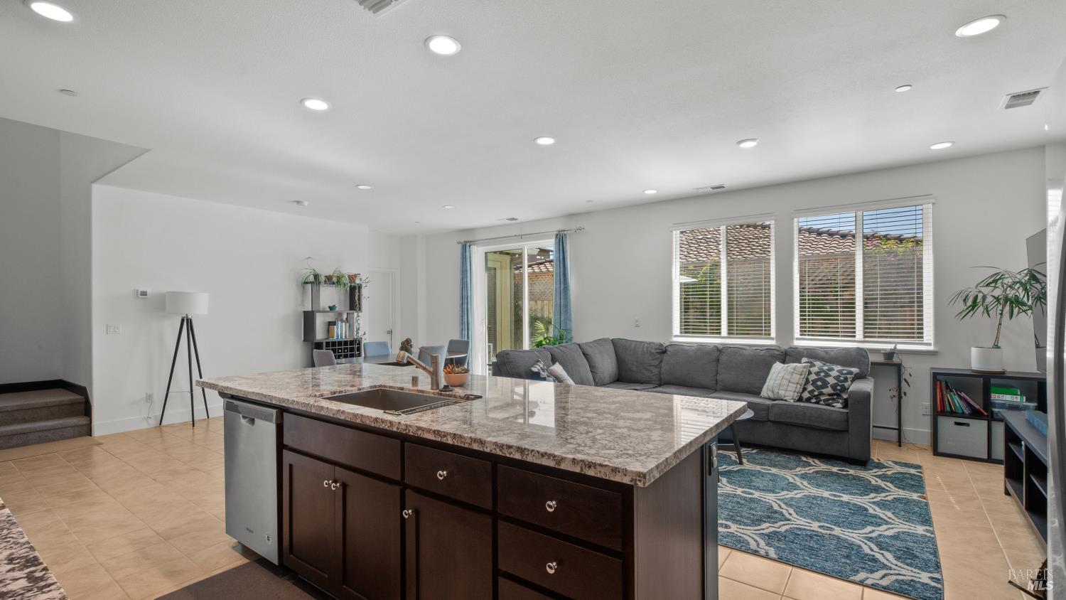 5715 Knight Road Rohnert Park CA 94928