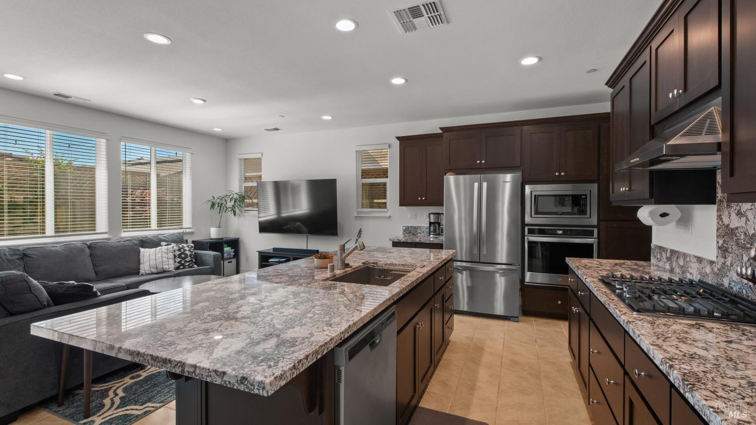 5715 Knight Road Rohnert Park CA 94928