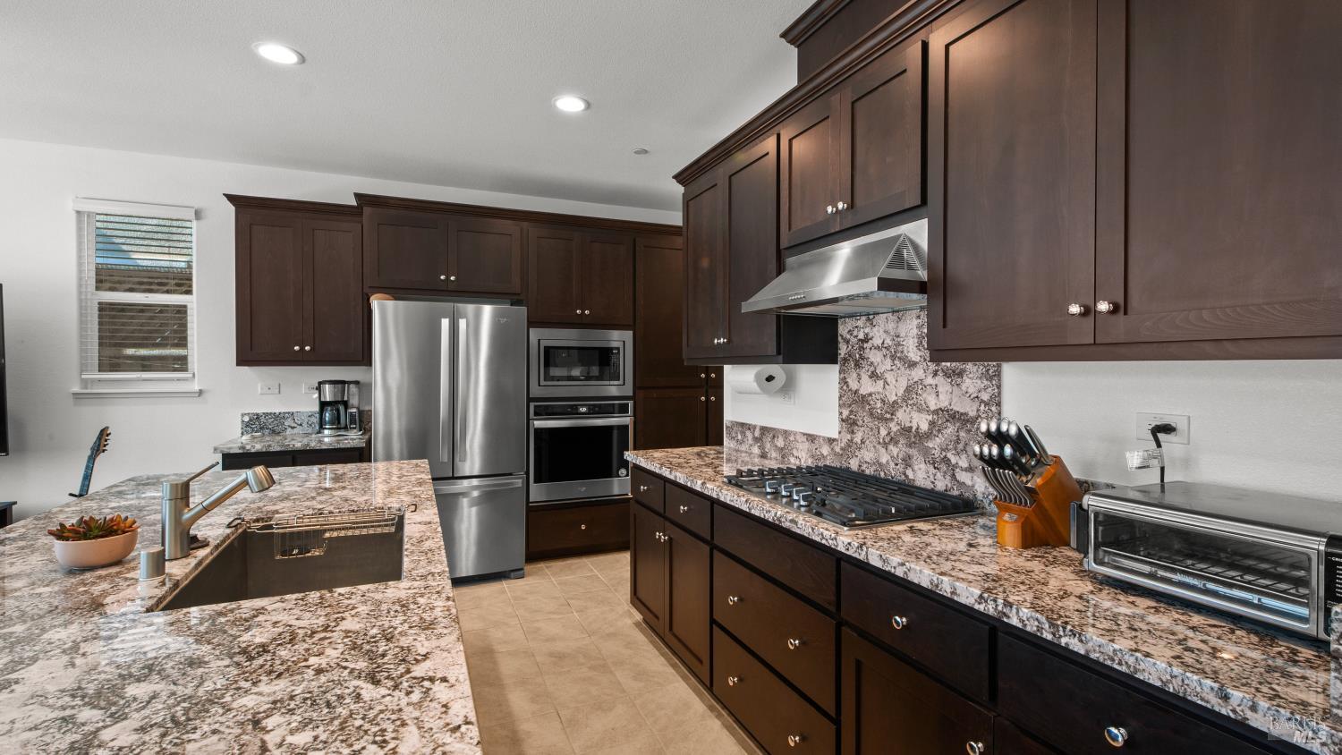 5715 Knight Road Rohnert Park CA 94928