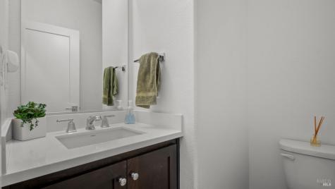 5715 Knight Road Rohnert Park CA 94928