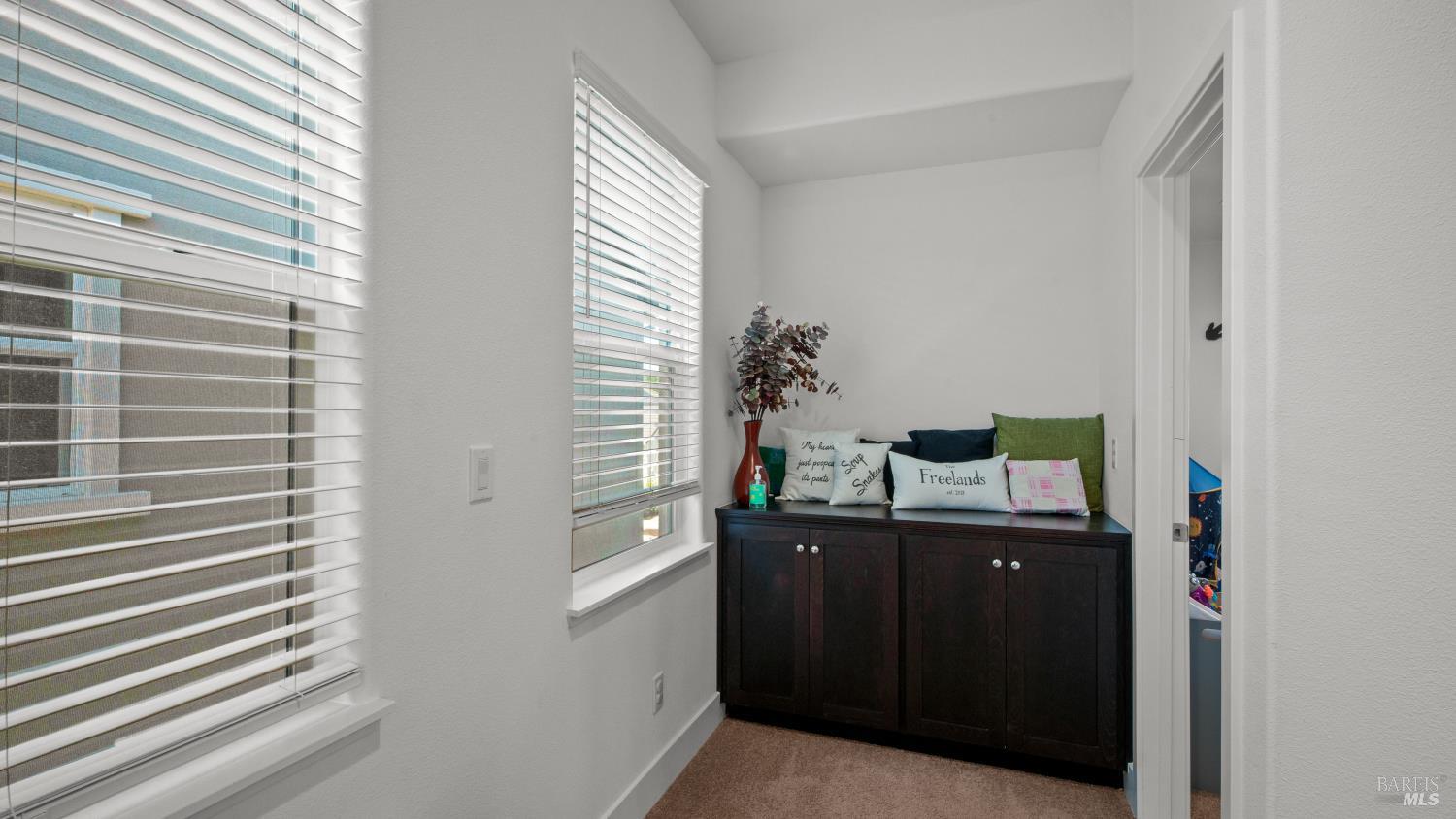 5715 Knight Road Rohnert Park CA 94928