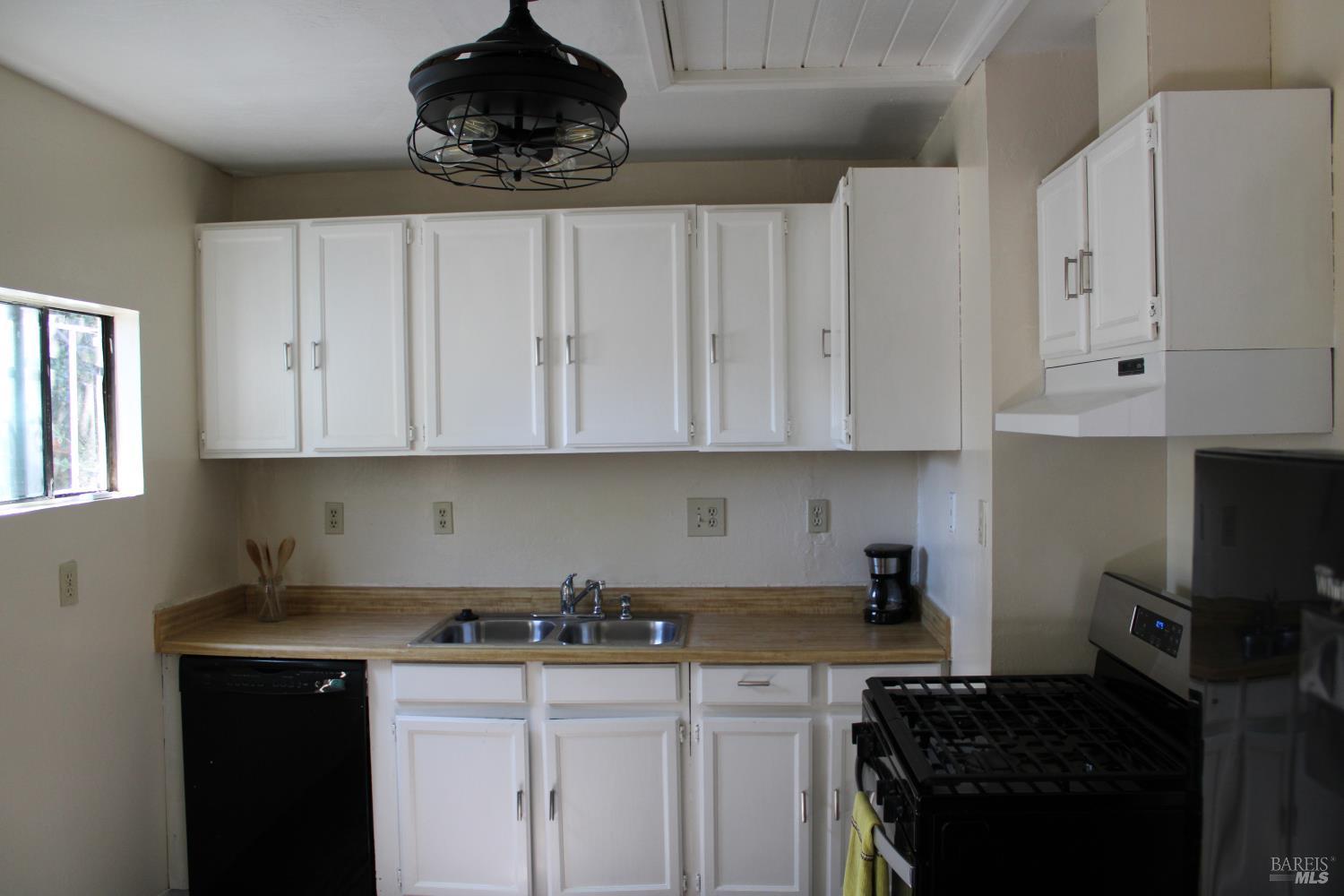 1924 Marin Street Vallejo CA 94590