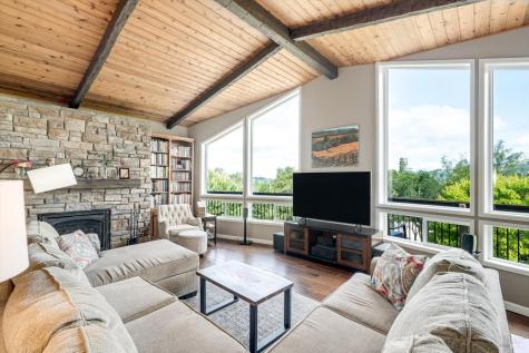 4089 Bayberry Drive Santa Rosa CA 95404