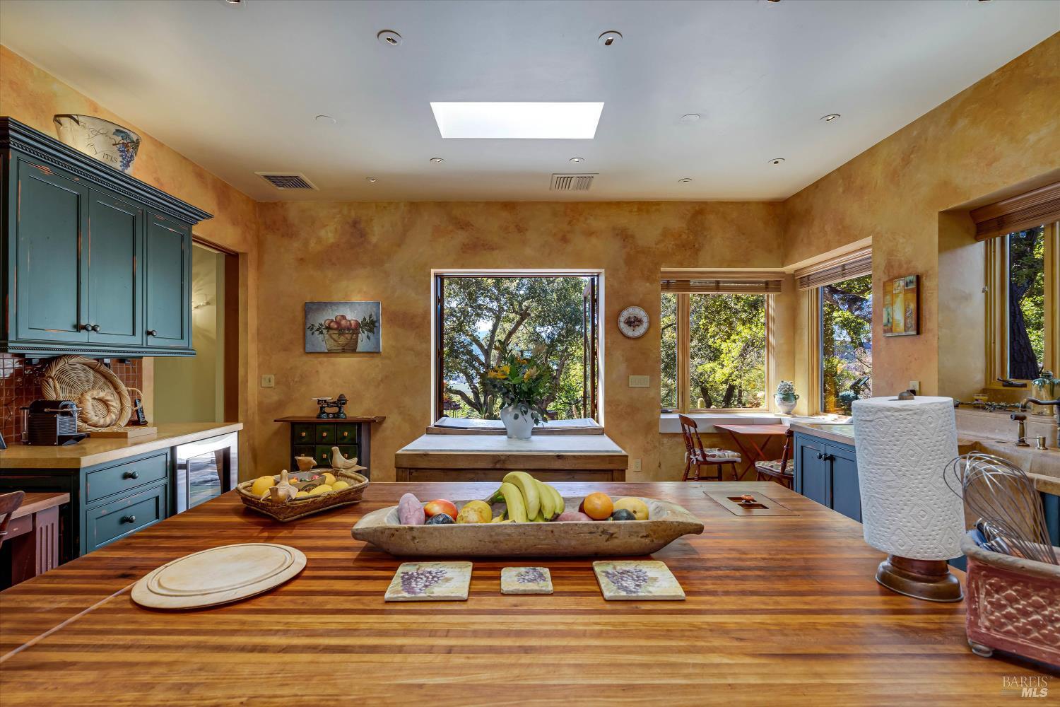 5975 Silverado Trail Napa CA 94558