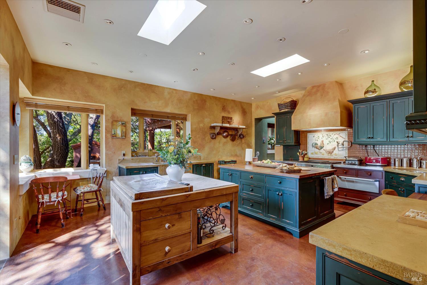 5975 Silverado Trail Napa CA 94558