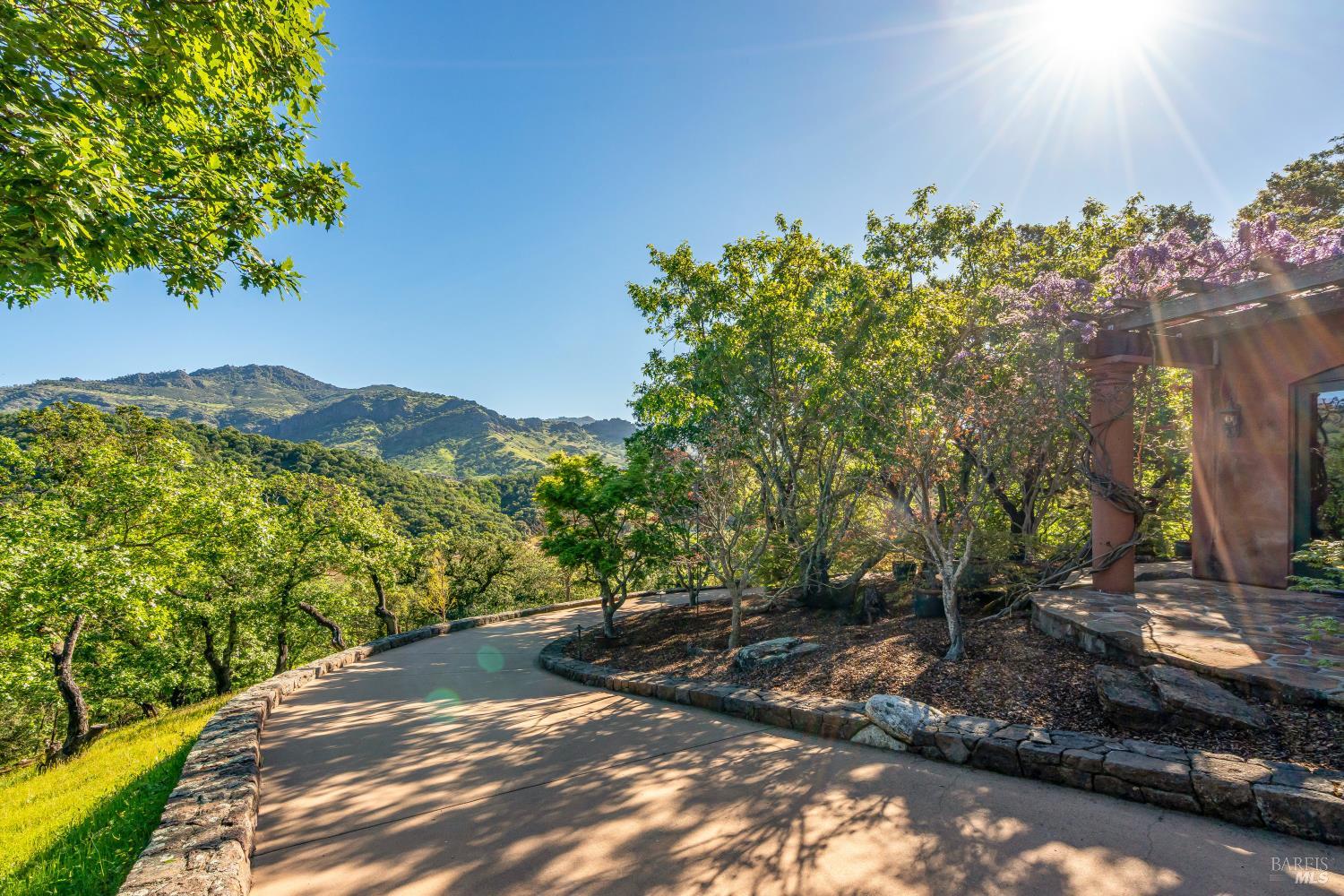 5975 Silverado Trail Napa CA 94558