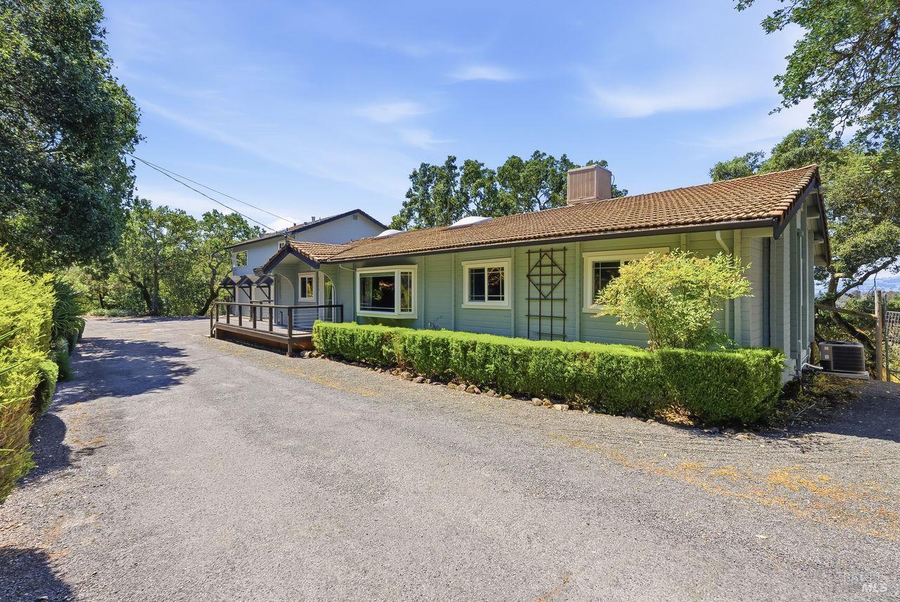 2155 Thornsberry Road Sonoma CA 95476