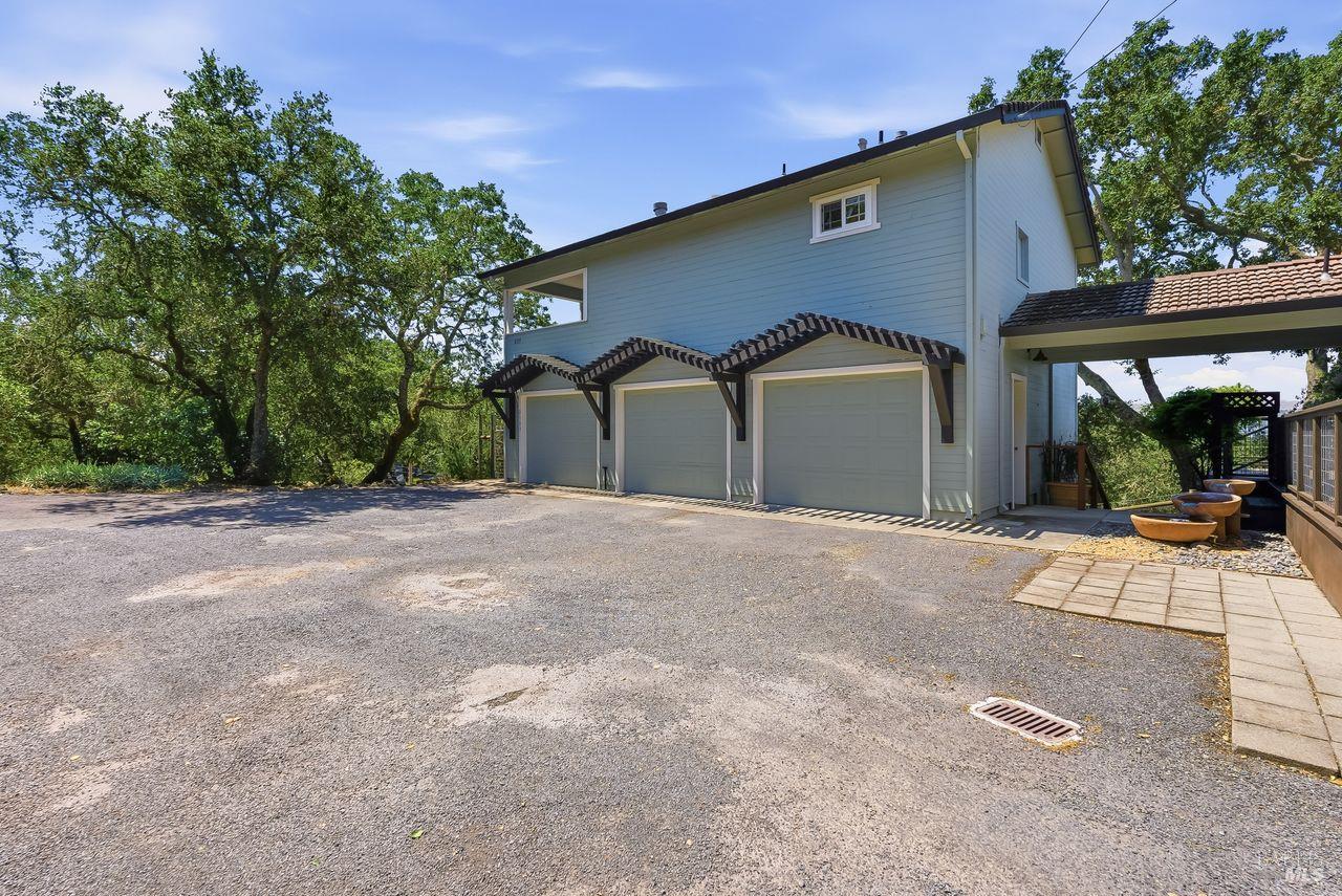 2155 Thornsberry Road Sonoma CA 95476
