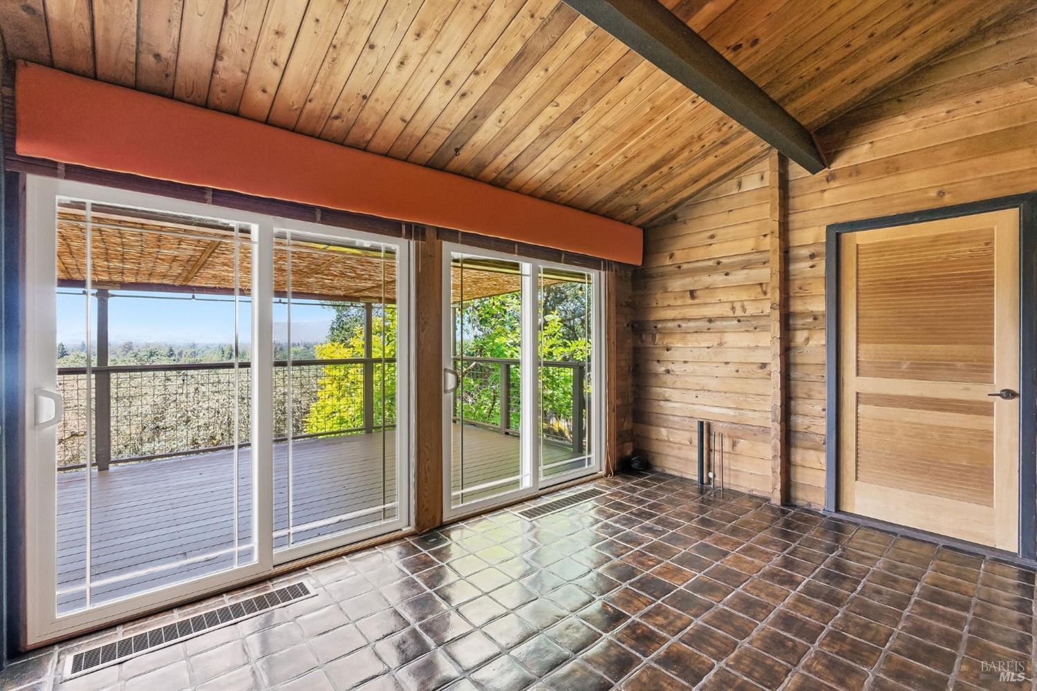 2155 Thornsberry Road Sonoma CA 95476