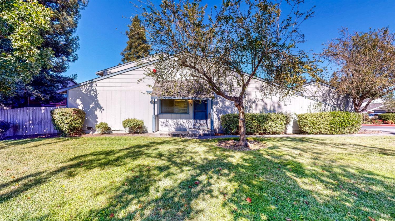 31 Conifer Square Rohnert Park CA 94928