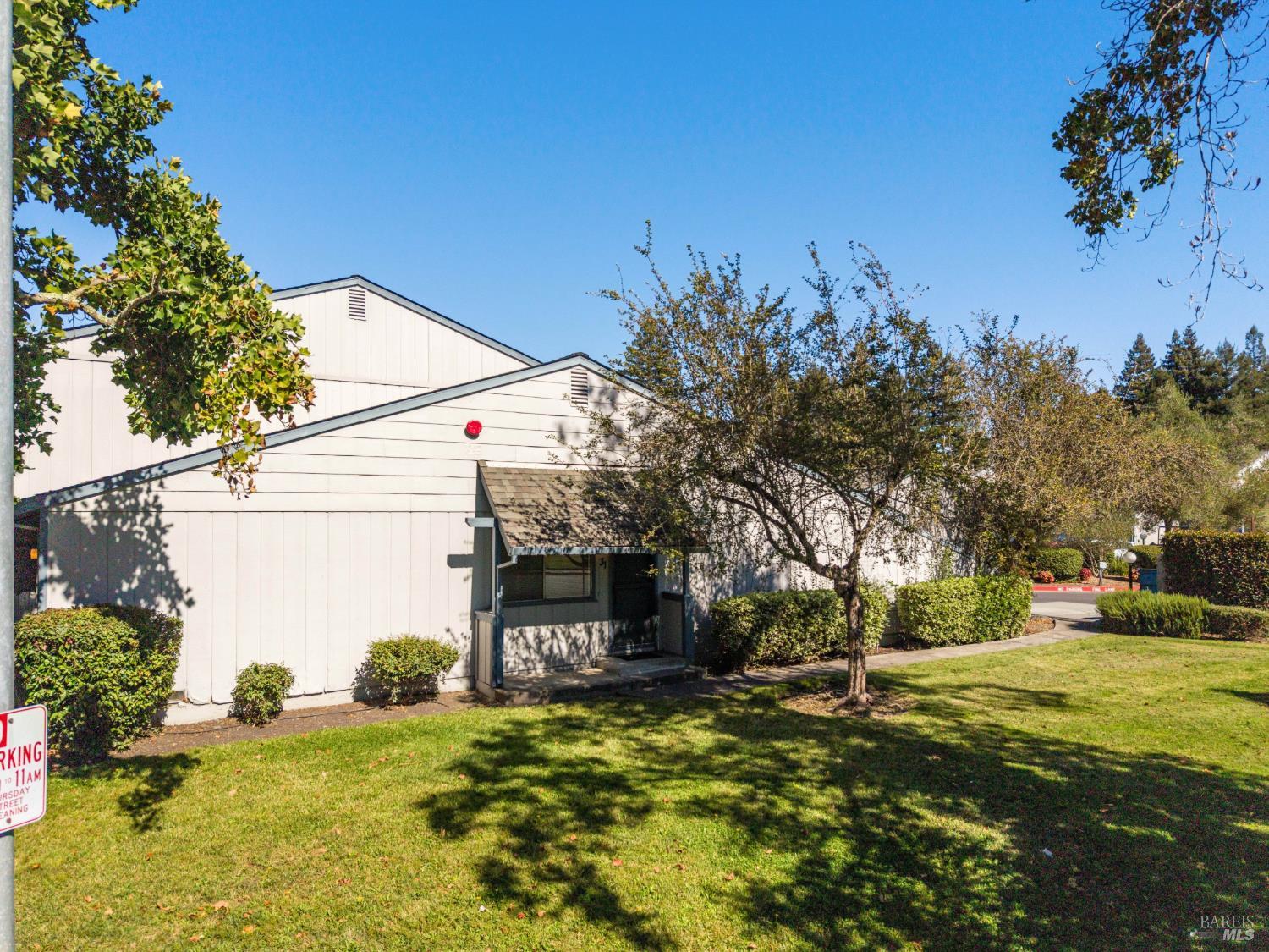 31 Conifer Square Rohnert Park CA 94928