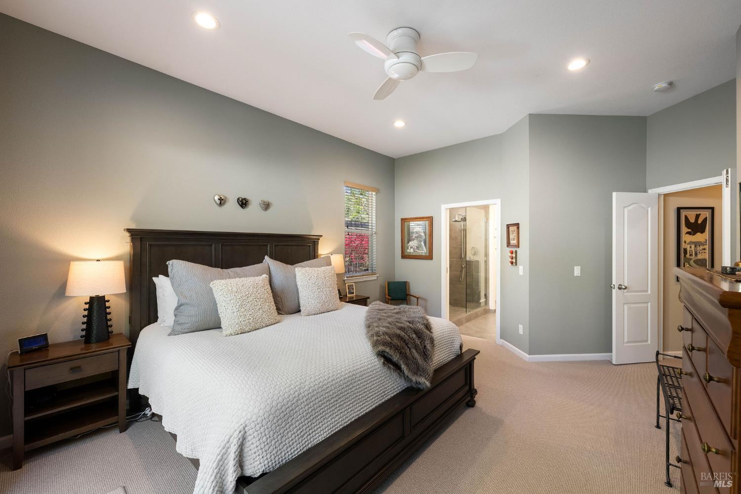 806 Chiles Avenue St. Helena CA 94574