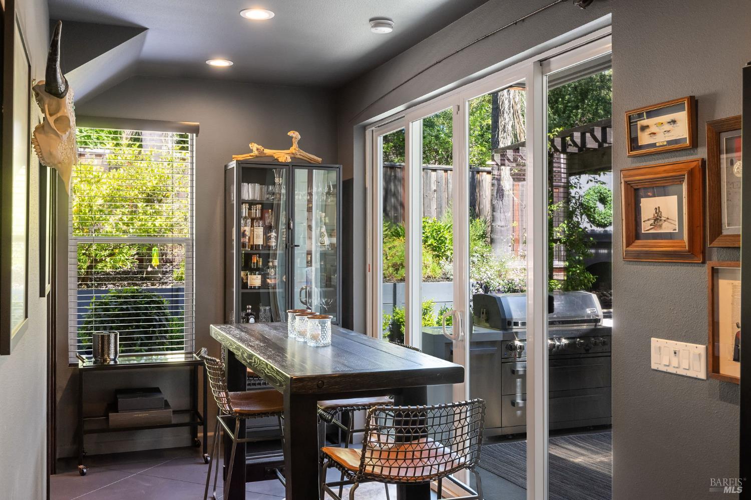 806 Chiles Avenue St. Helena CA 94574