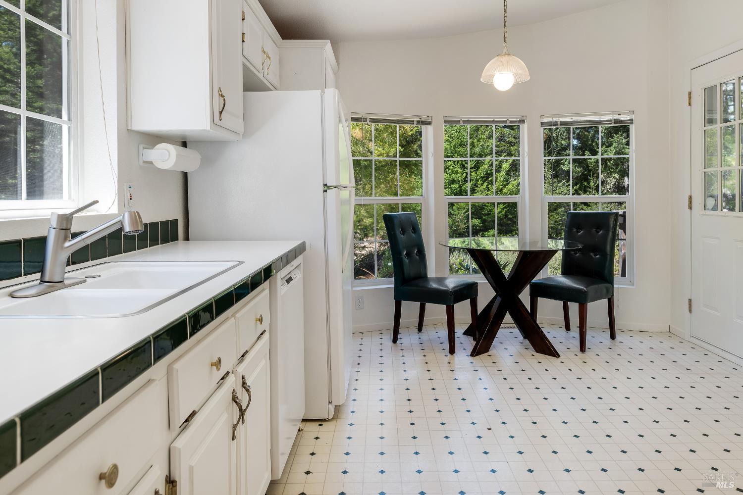 33416 Iversen Road Gualala CA 95445