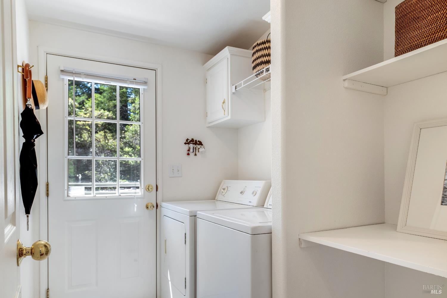 33416 Iversen Road Gualala CA 95445