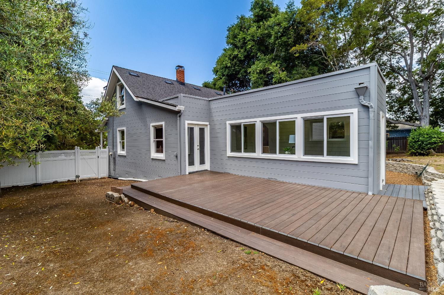 445 E H Street Benicia CA 94510