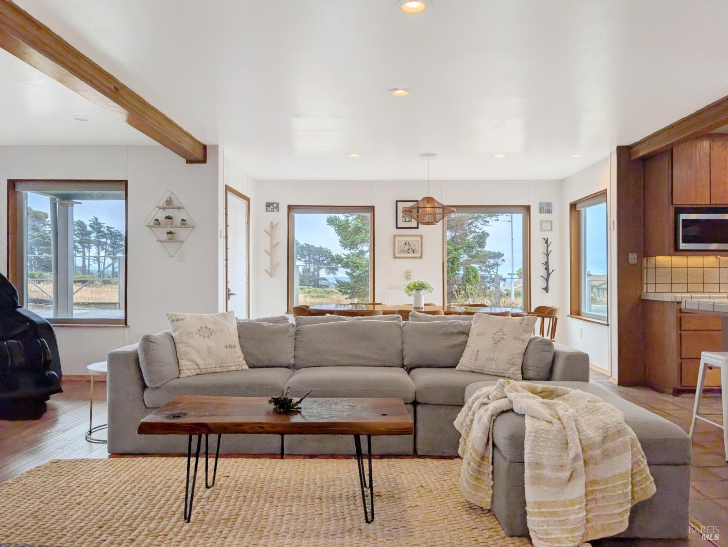 14771 Cypress Point Road Manchester CA 95459