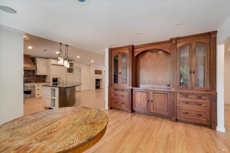 1549 E Napa Street Sonoma CA 95476