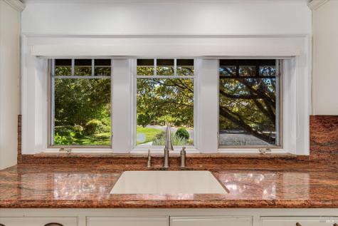 1549 E Napa Street Sonoma CA 95476