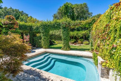 1549 E Napa Street Sonoma CA 95476