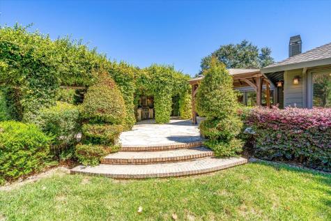 1549 E Napa Street Sonoma CA 95476
