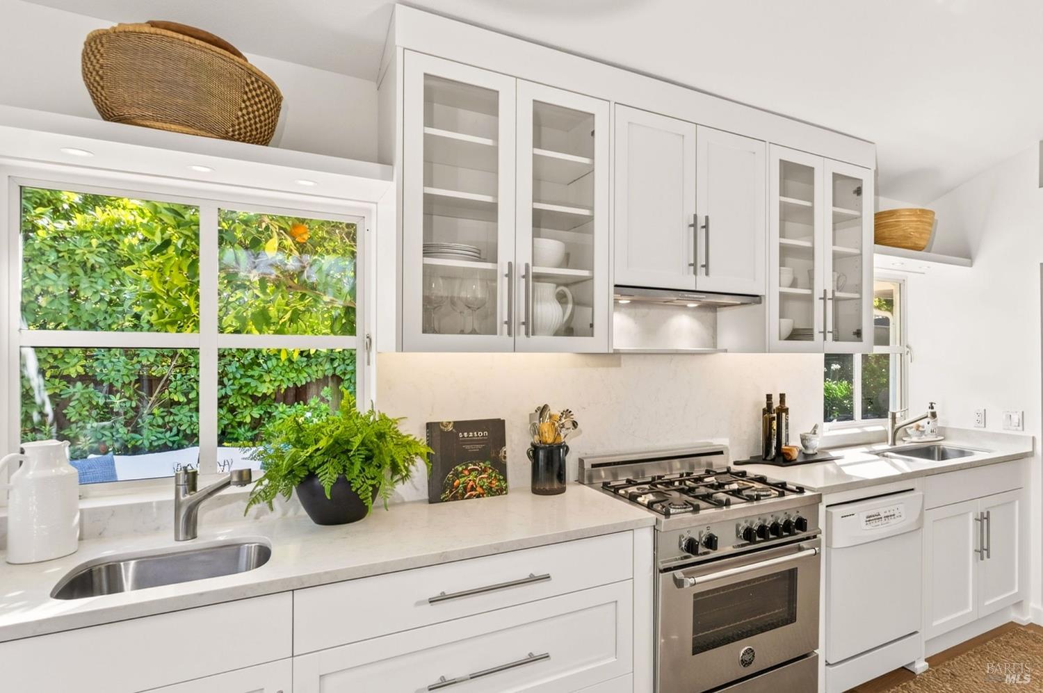 1175 Crane Avenue St. Helena CA 94574