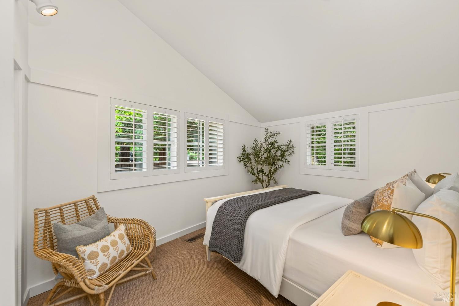 1175 Crane Avenue St. Helena CA 94574