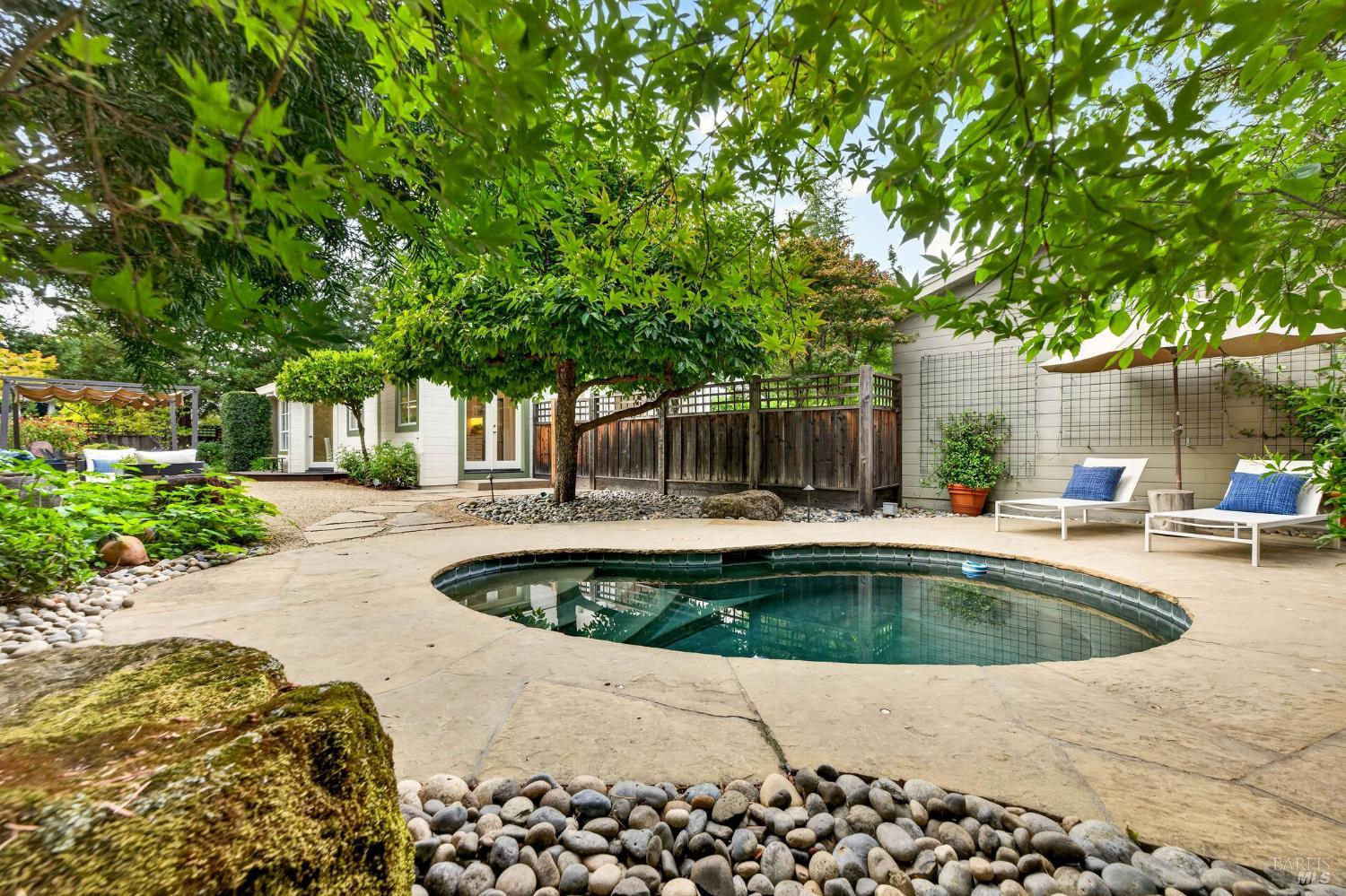 1175 Crane Avenue St. Helena CA 94574