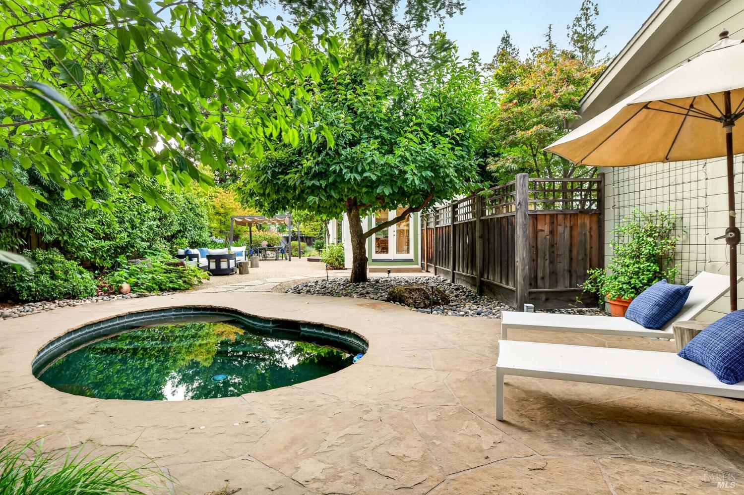 1175 Crane Avenue St. Helena CA 94574
