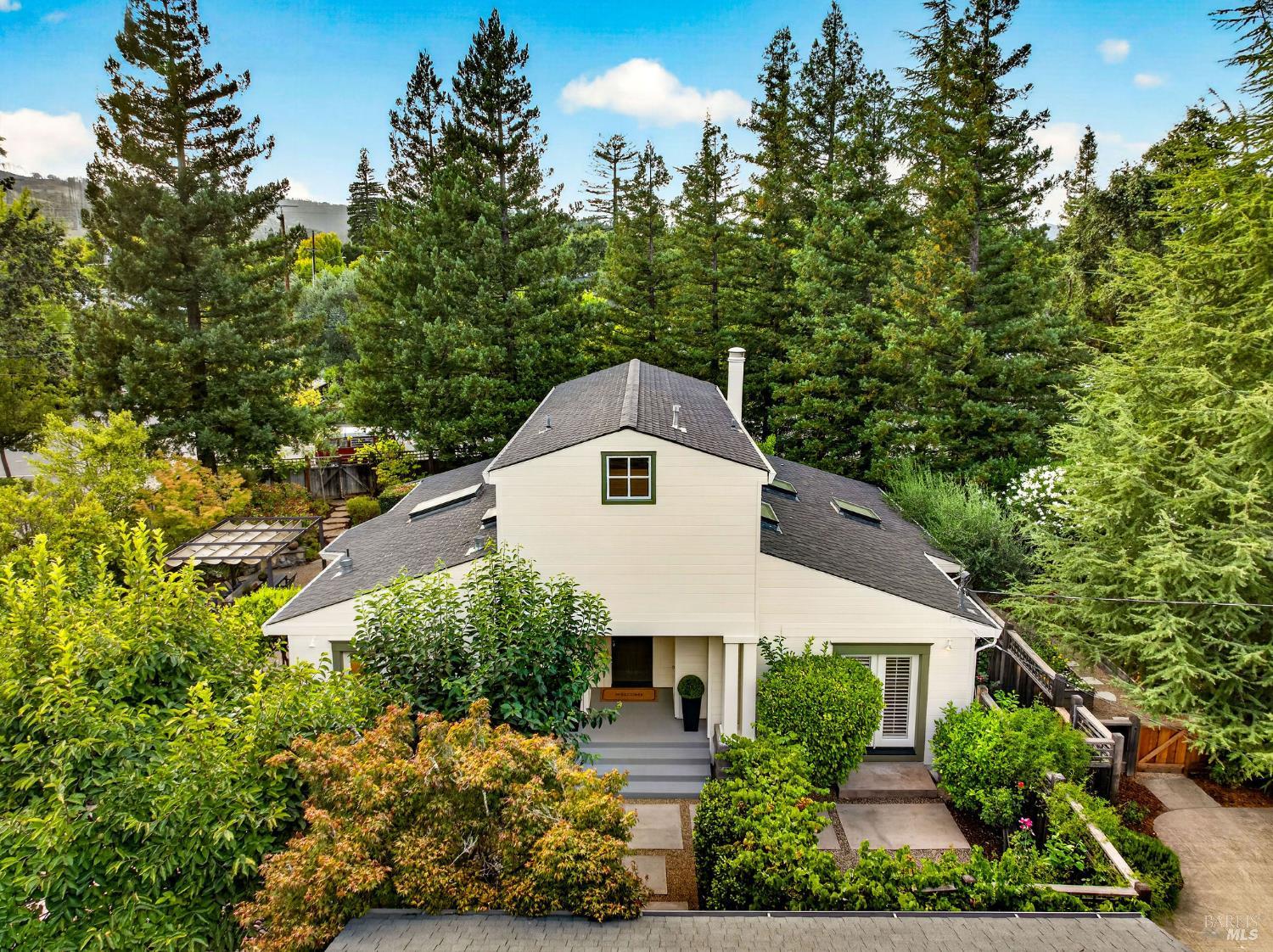 1175 Crane Avenue St. Helena CA 94574