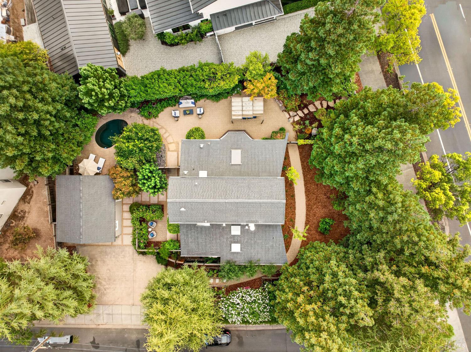 1175 Crane Avenue St. Helena CA 94574