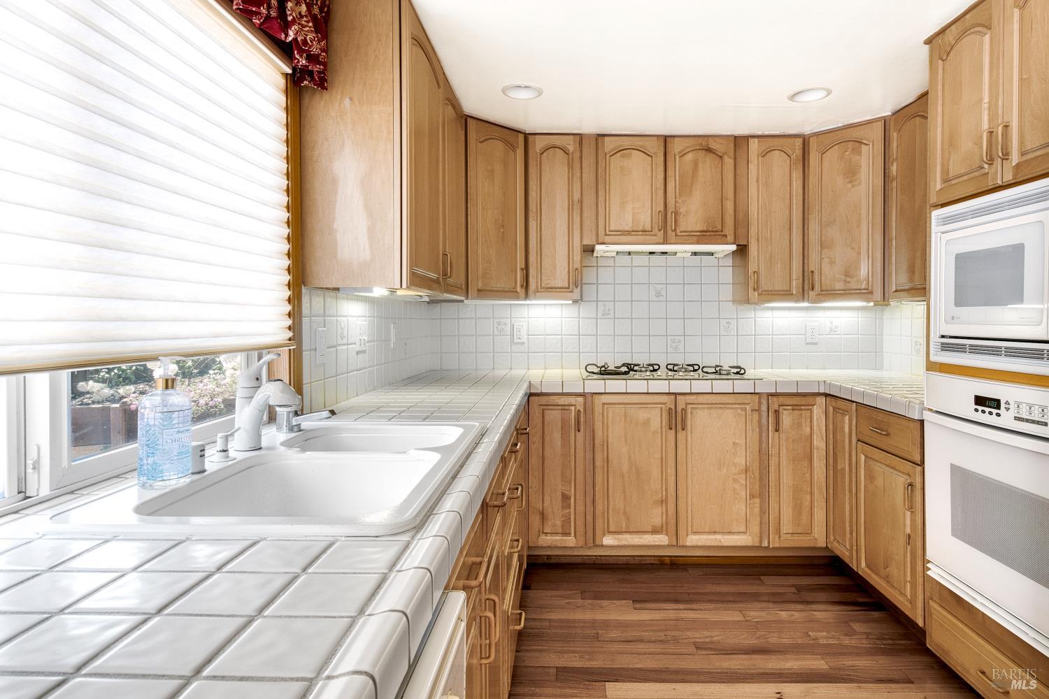 65 Vivian Court Novato CA 94947