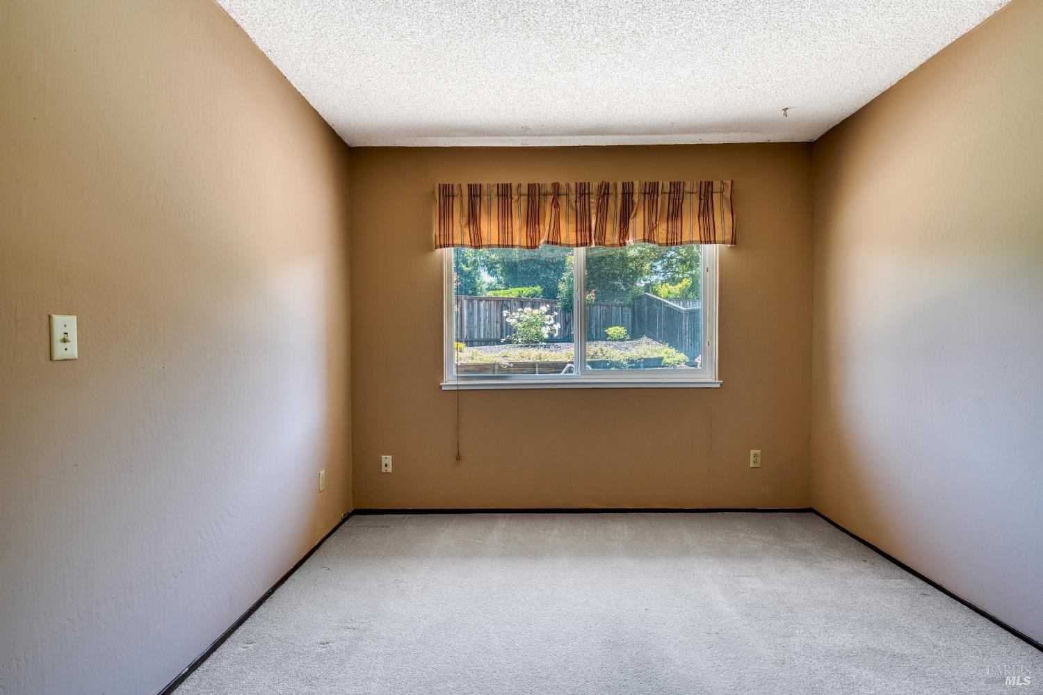65 Vivian Court Novato CA 94947