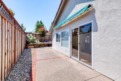 65 Vivian Court Novato CA 94947