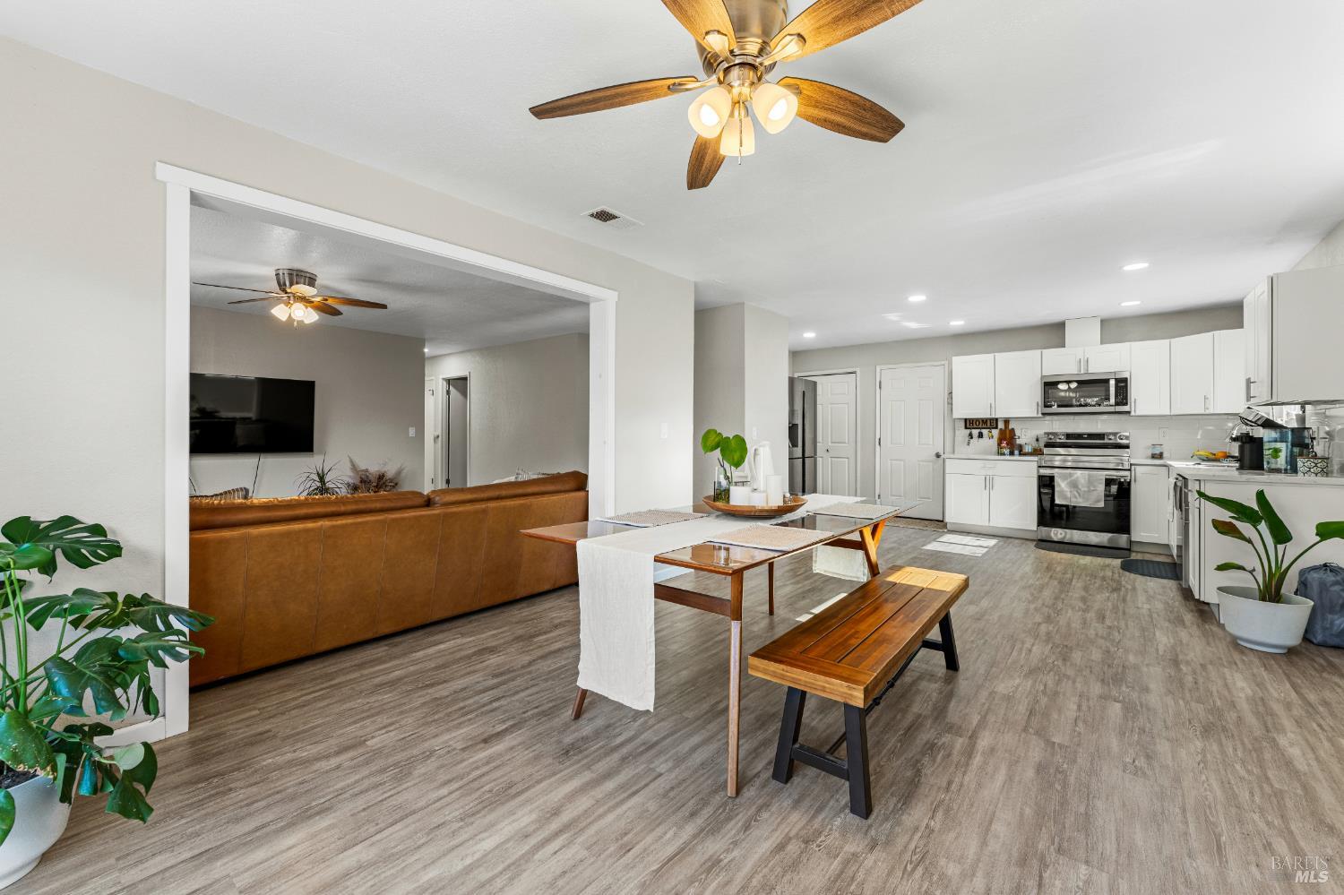 312 Folsom Drive Vacaville CA 95687