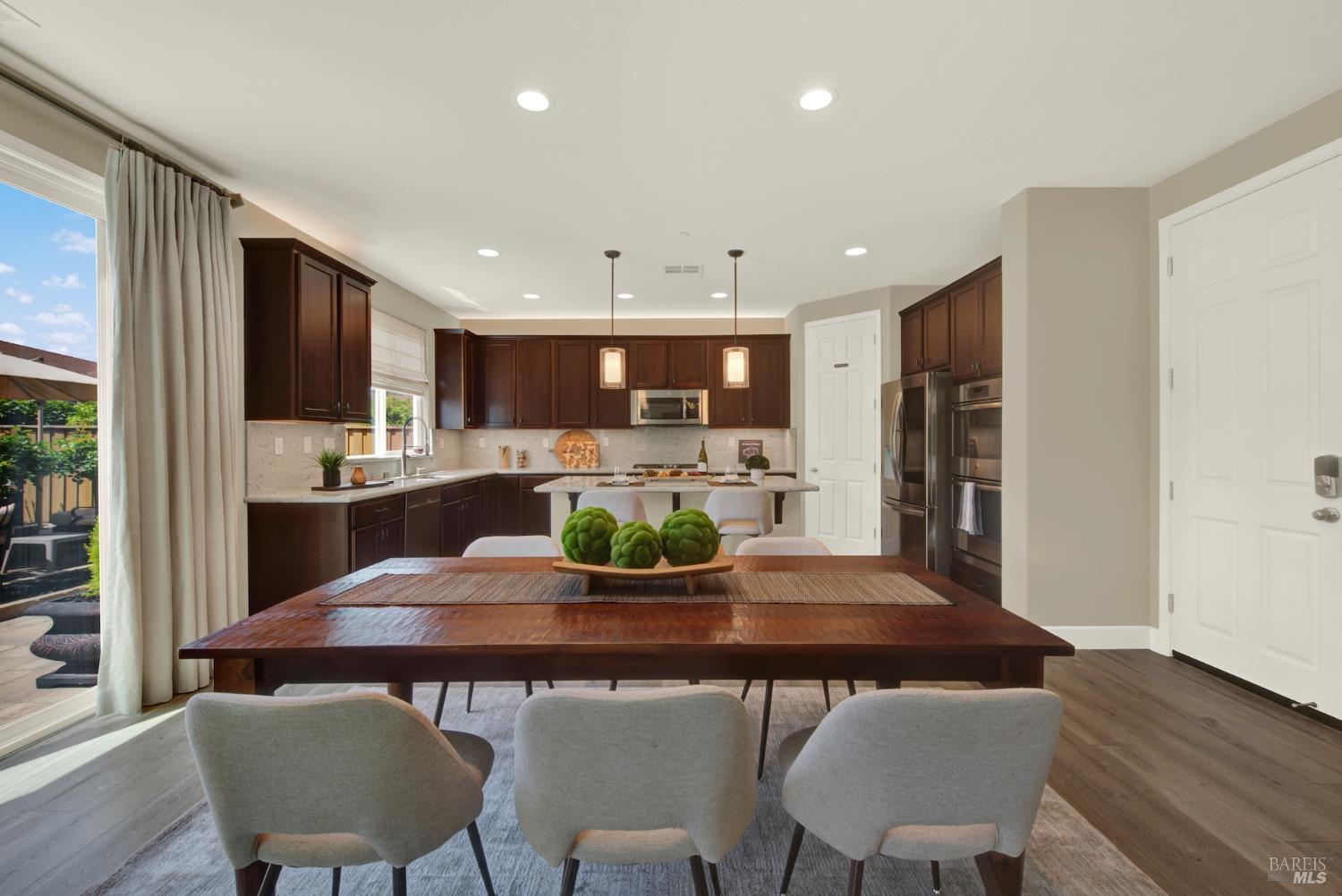 837 Erin Way Napa CA 94559