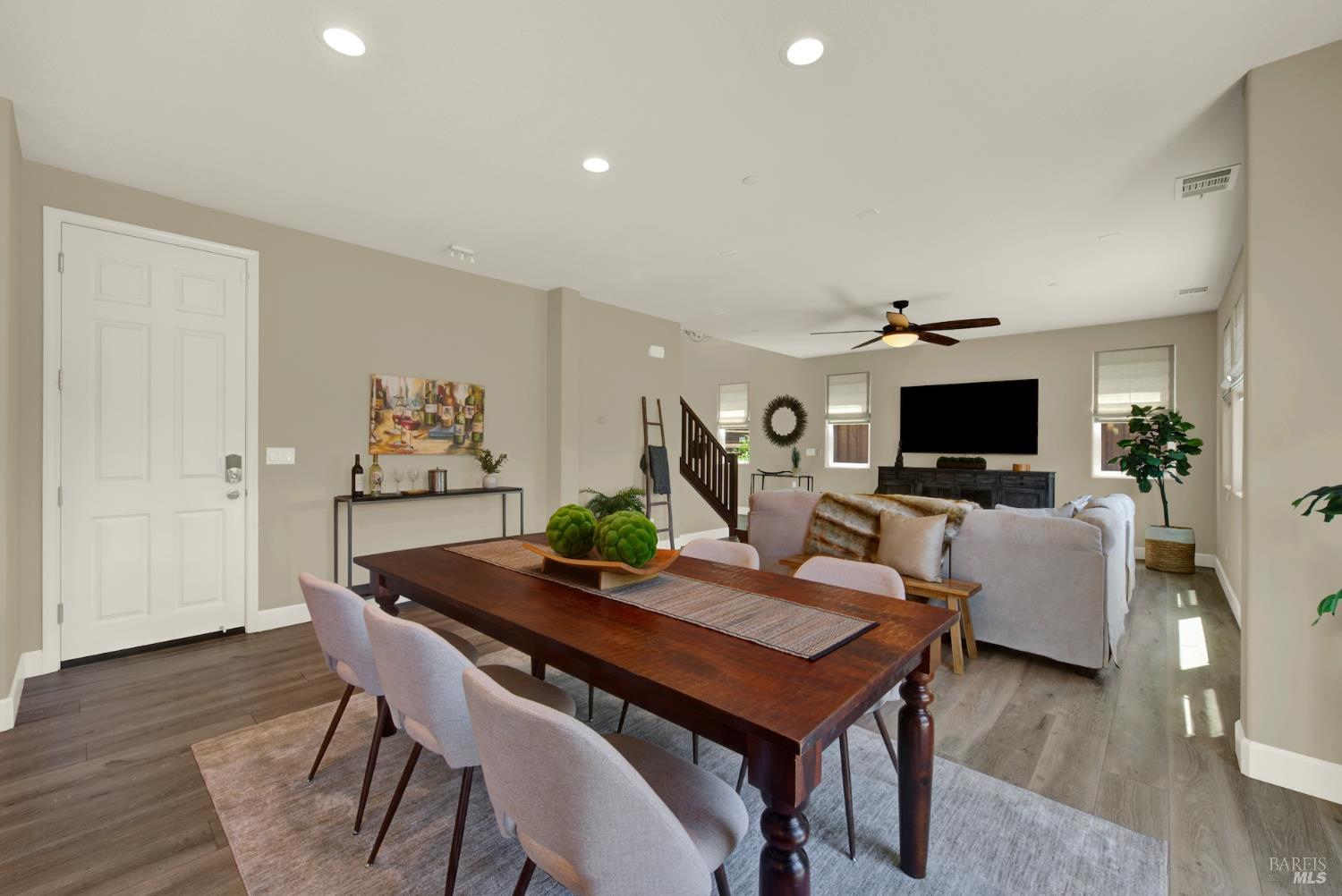 837 Erin Way Napa CA 94559