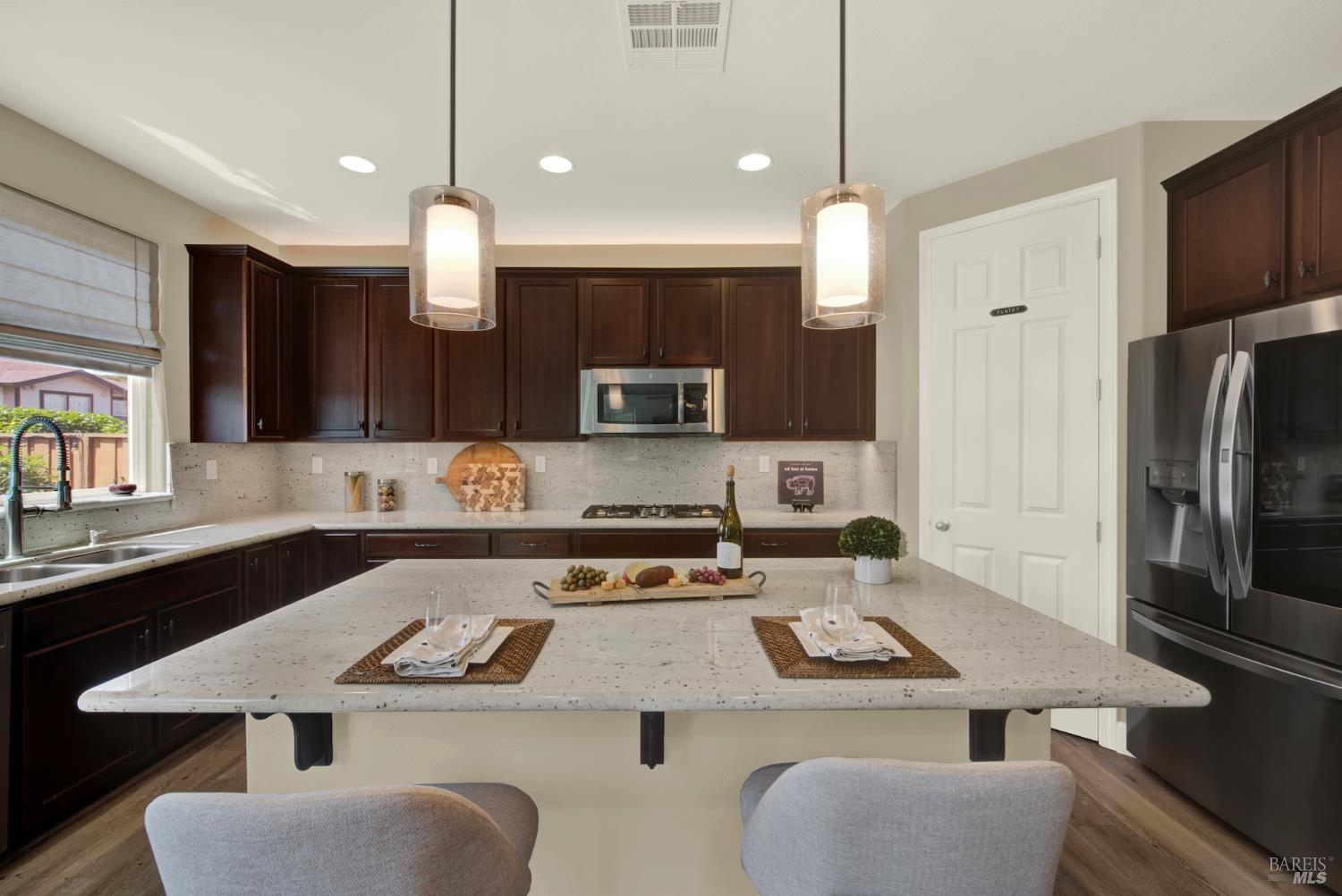 837 Erin Way Napa CA 94559