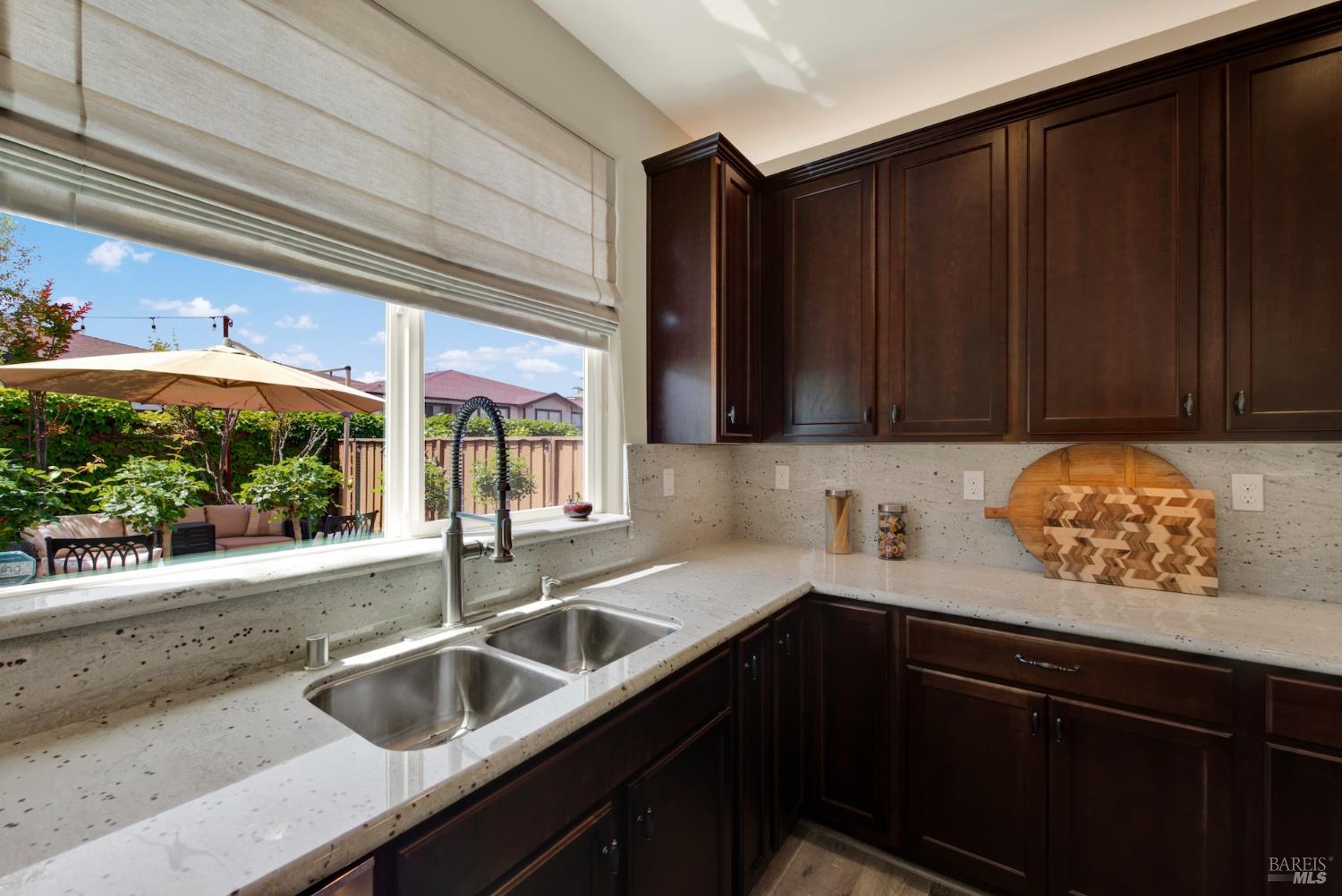837 Erin Way Napa CA 94559