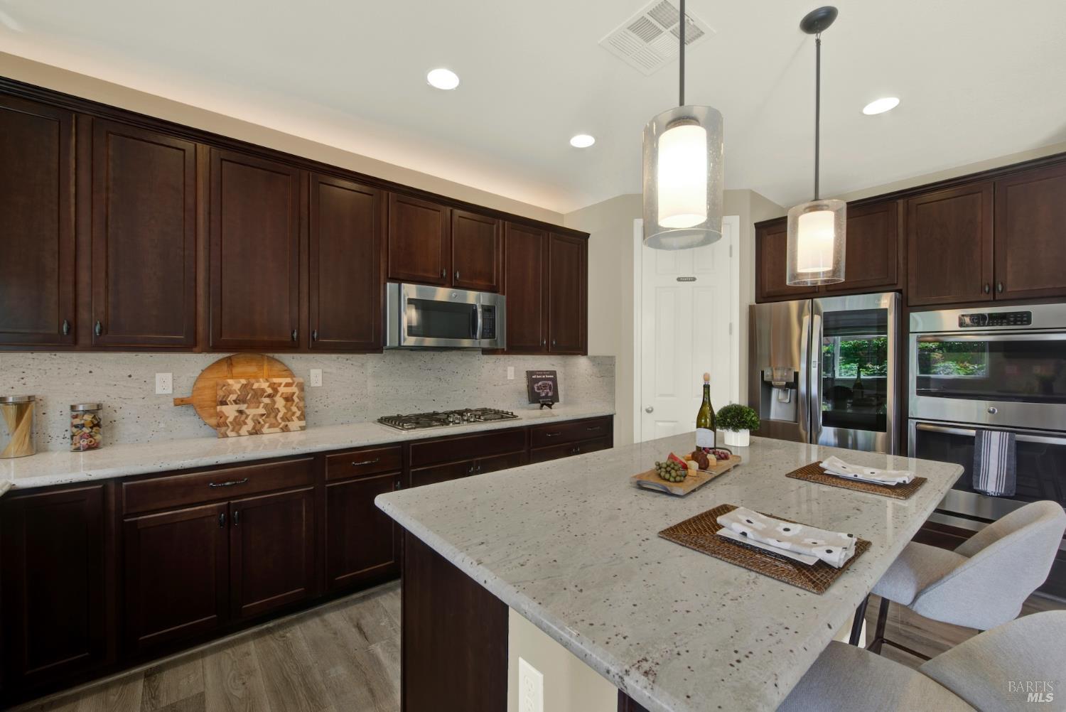 837 Erin Way Napa CA 94559